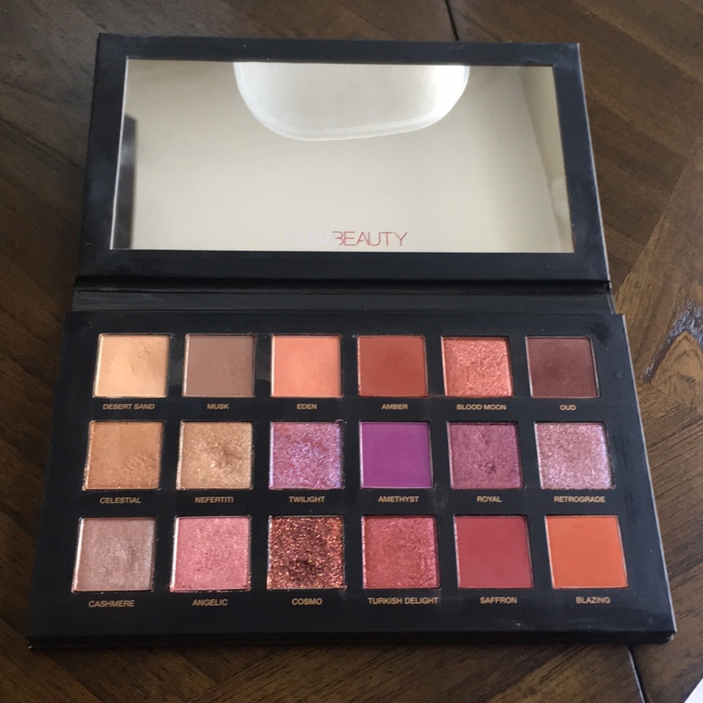 Desert Dusk Huda Beauty Palette ✨🌵